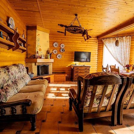 Country House Domik V Derevne Markovtsy  ภายนอก รูปภาพ